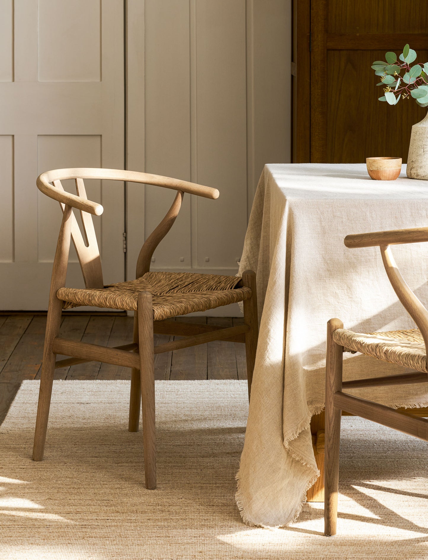 Chilthorne Wishbone Dining Chair Set of 2 Lime Wash - Dining Chairs & Benches - Garden Trading -