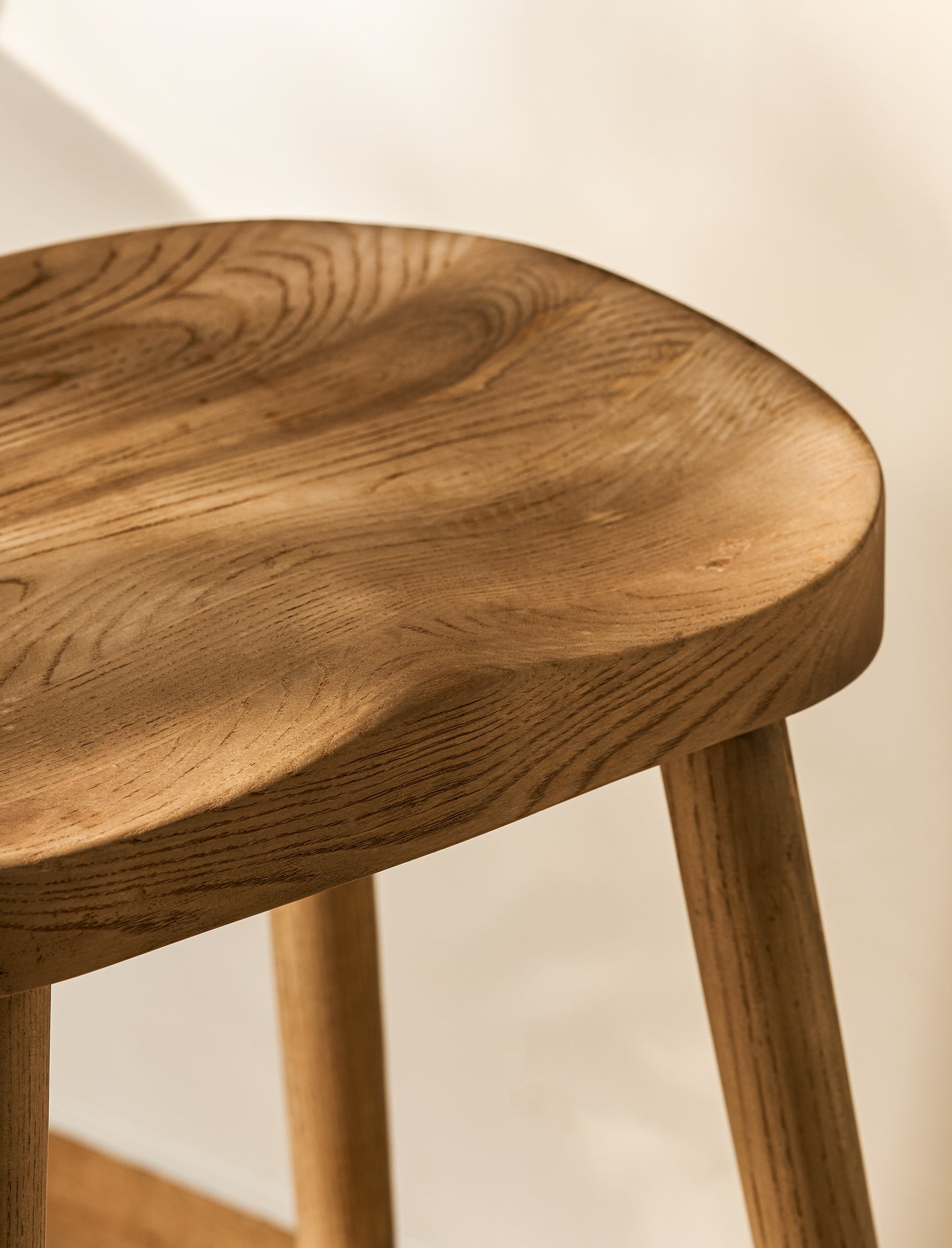 Lilley Bar Stool Lime Wash