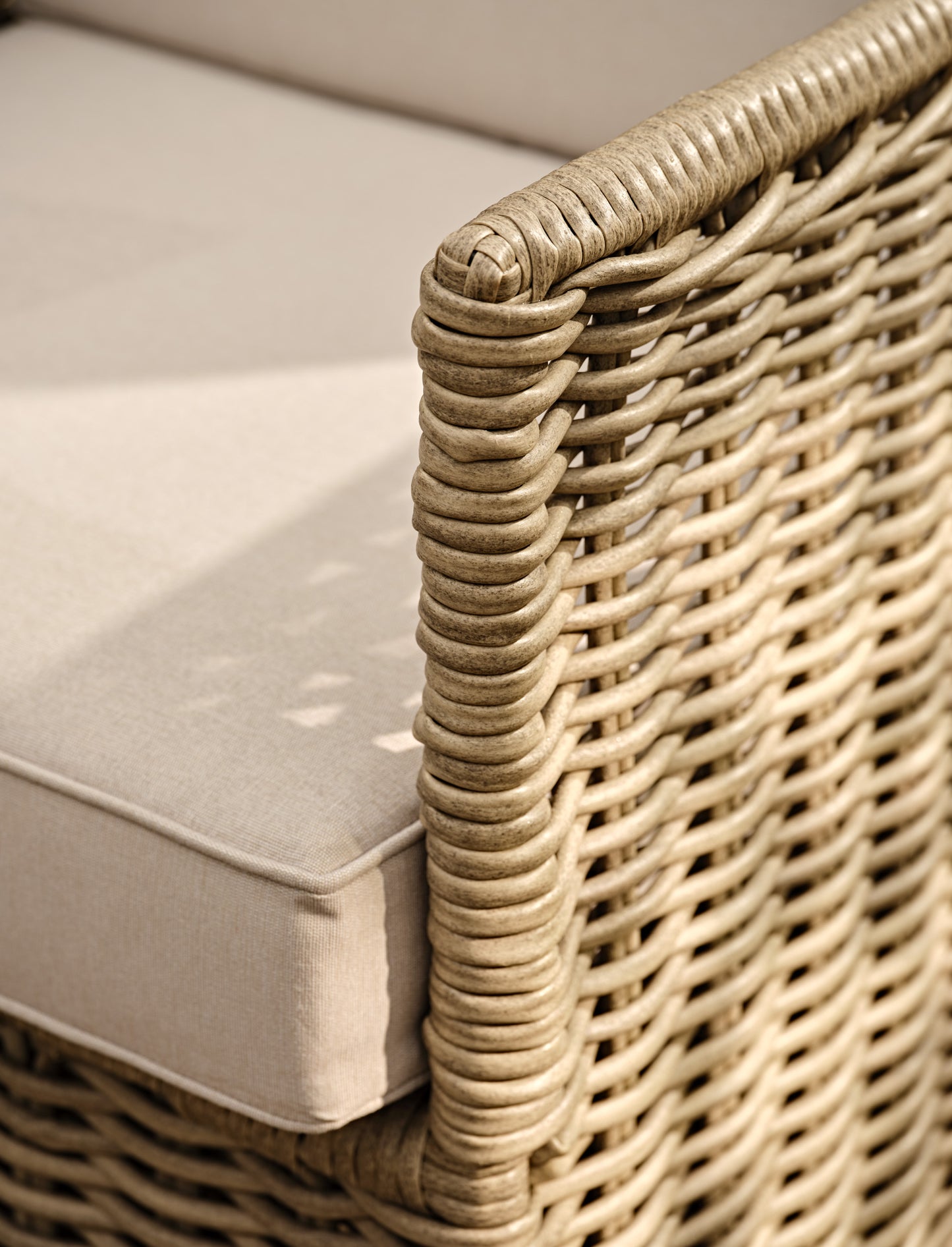 Harting Armchair Light Rattan - Chairs & Loungers - Garden Trading -