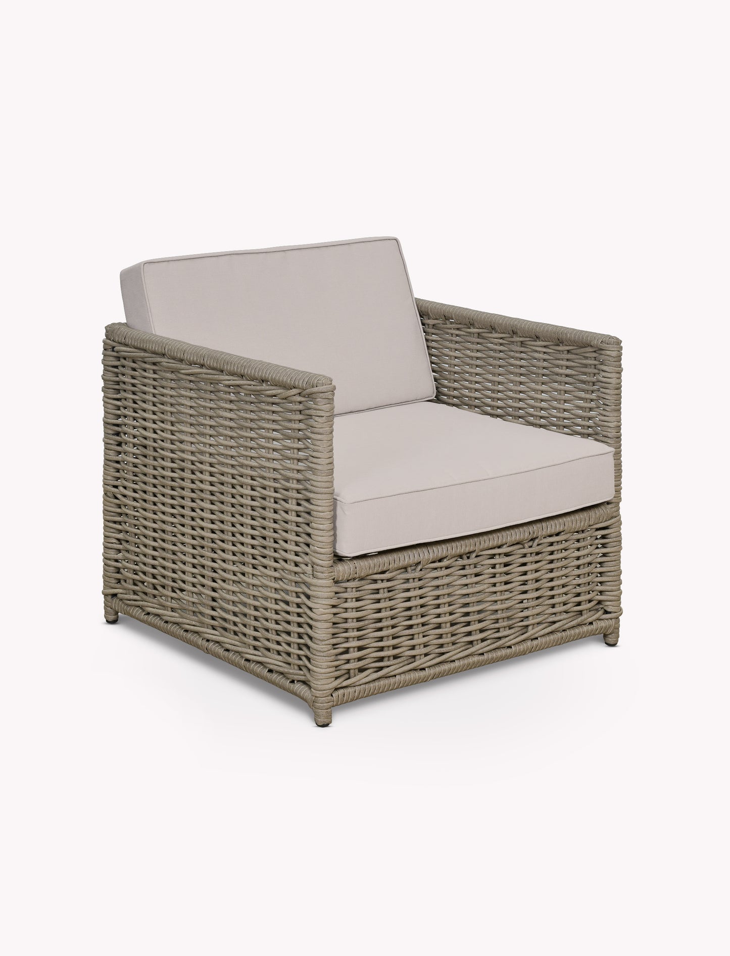 Harting Armchair Light Rattan - Chairs & Loungers - Garden Trading -