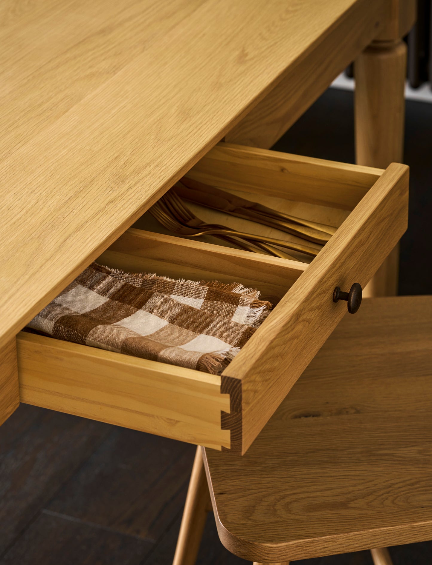 Oakworth Dining Table