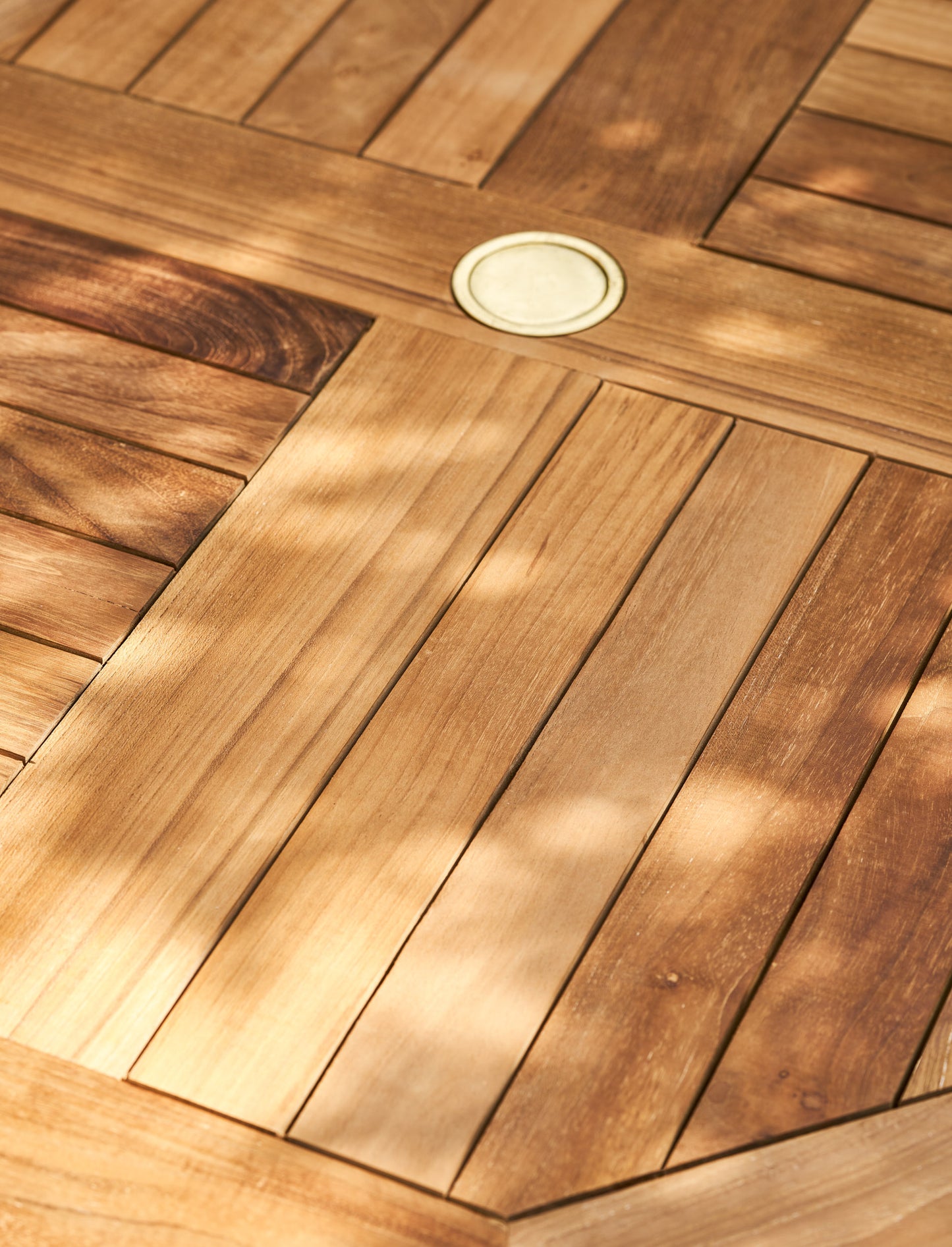 Churn Teak Round Table 100cm