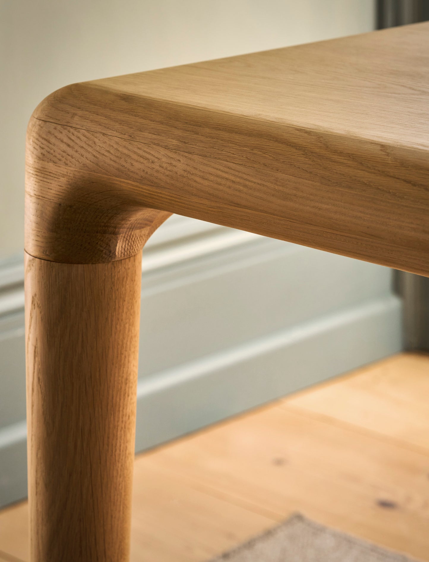 Ellwood Dining Table