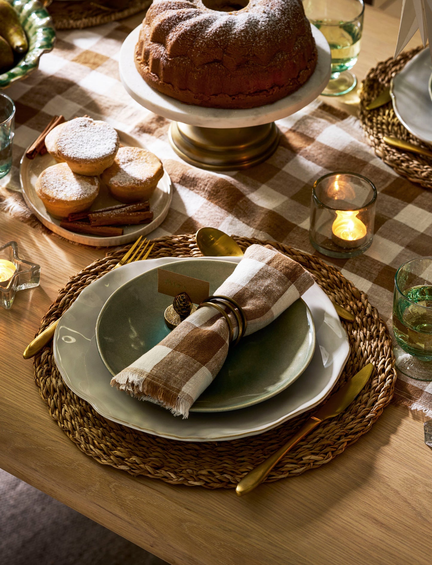 Ellwood Dining Table